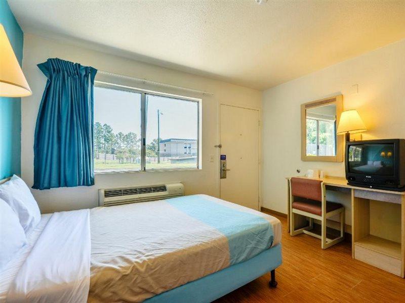 Rodeway Inn Tillmans Corner Dış mekan fotoğraf