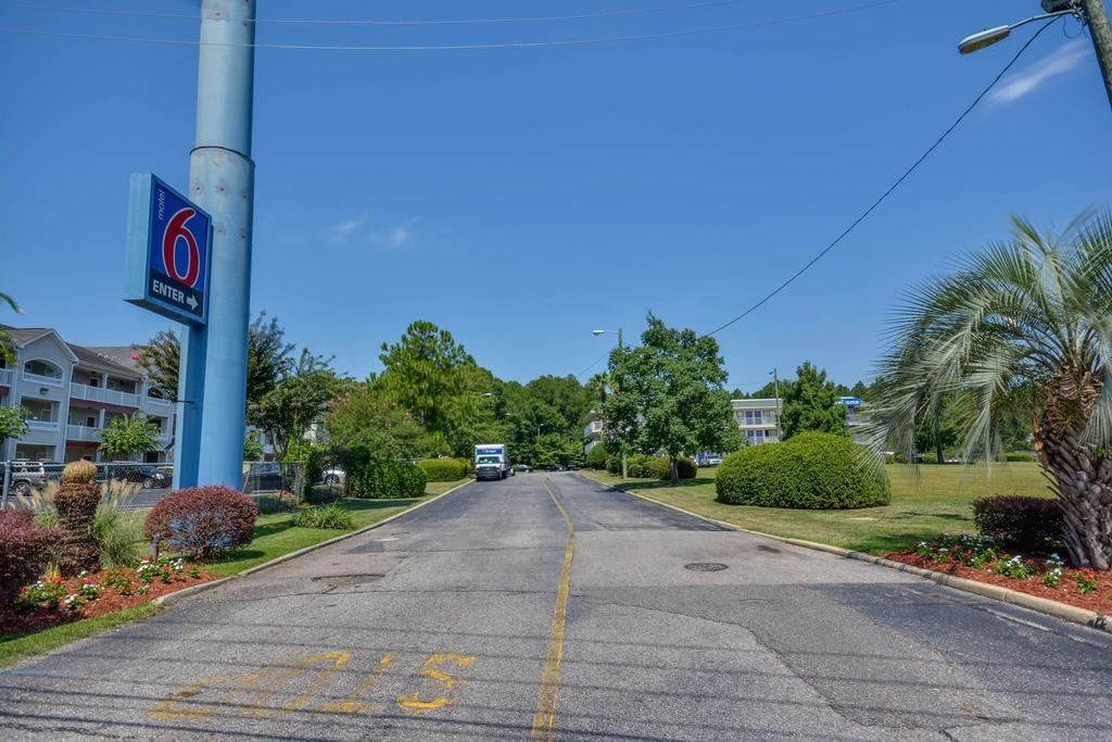 Rodeway Inn Tillmans Corner Dış mekan fotoğraf